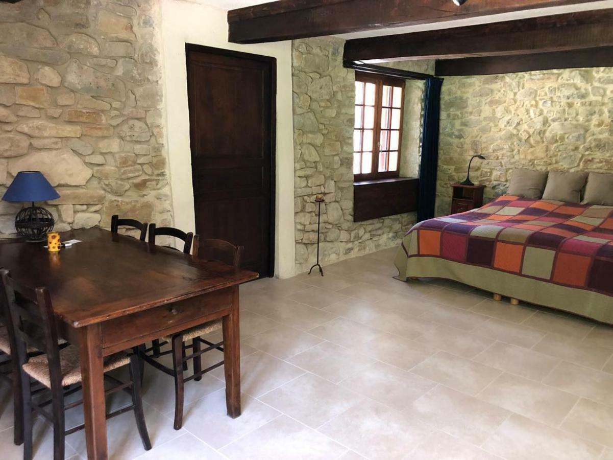 Bed and Breakfast Weekend En Provence Comps  Exterior foto